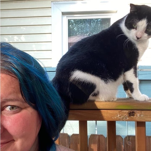 Meet your Posher, Jessica - Picture 9 of 16